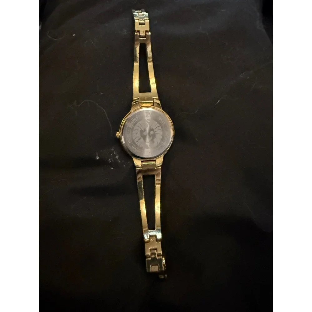 Anne Klein anne klein